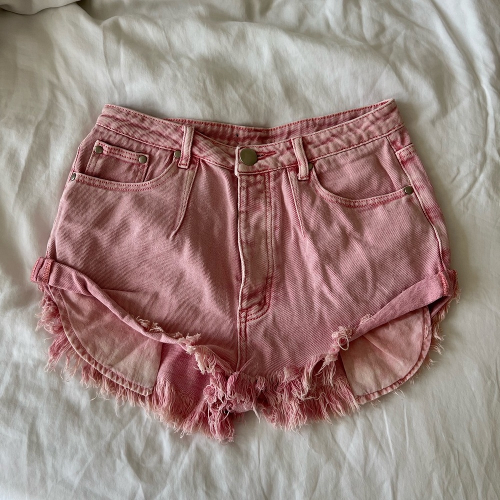 Light Pink Denim Shorts - size 27 🩷